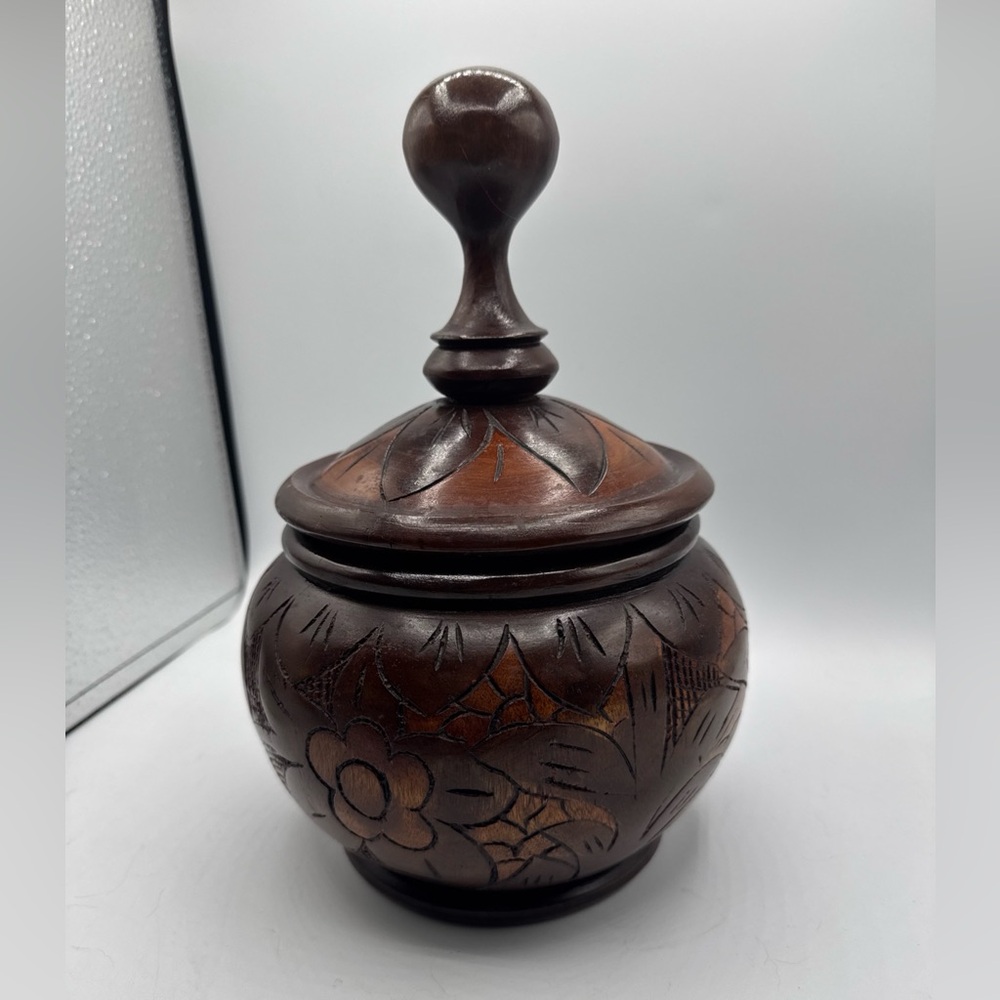 Vintage Carved Wood Decorative Round Lid Multi Tone Purpose Tobacco Box MCM